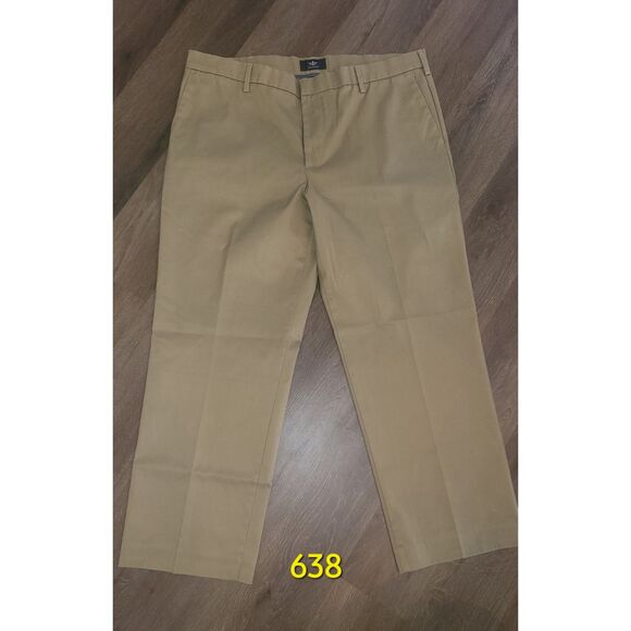 Dockers Straight Fit Khaki Mens 40x30 - Picture 1 of 2